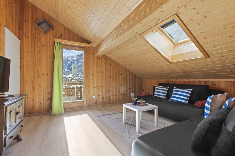 Chalet Amour 14 — property managed by Heiwa in Saas-Fee