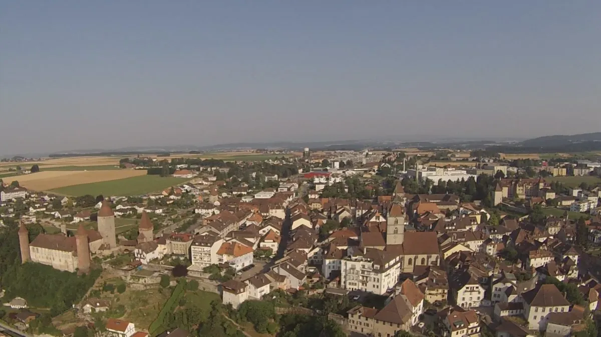 Airbnb-Verwaltung in Portalban & Lac de Neuchâtel — Heiwa Solution